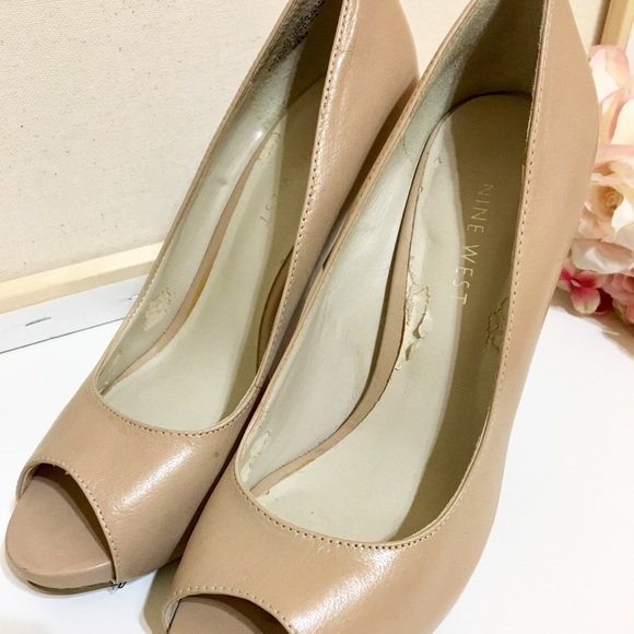 3 Inch Nine West Nude Heels - Picture 8 of 8